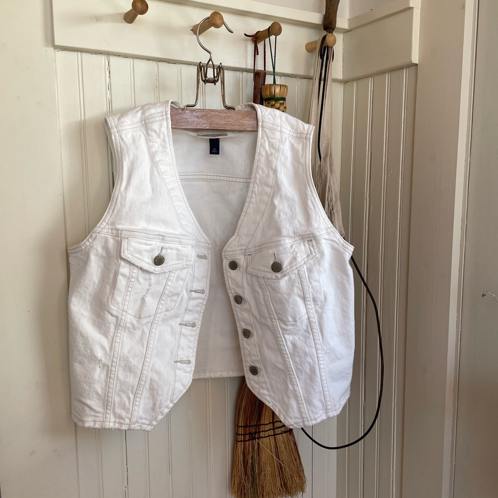 White denim distressed vest
